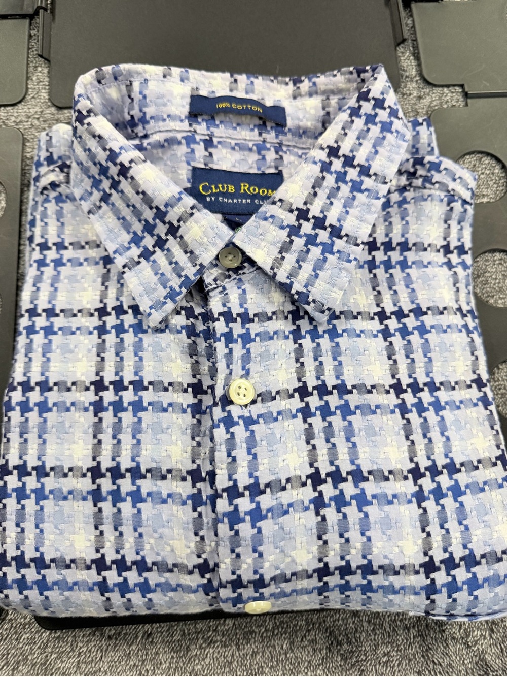 SKU 1319 Club Room Light and Navy Blue Houndstooth Cotton Button-Down Shirt